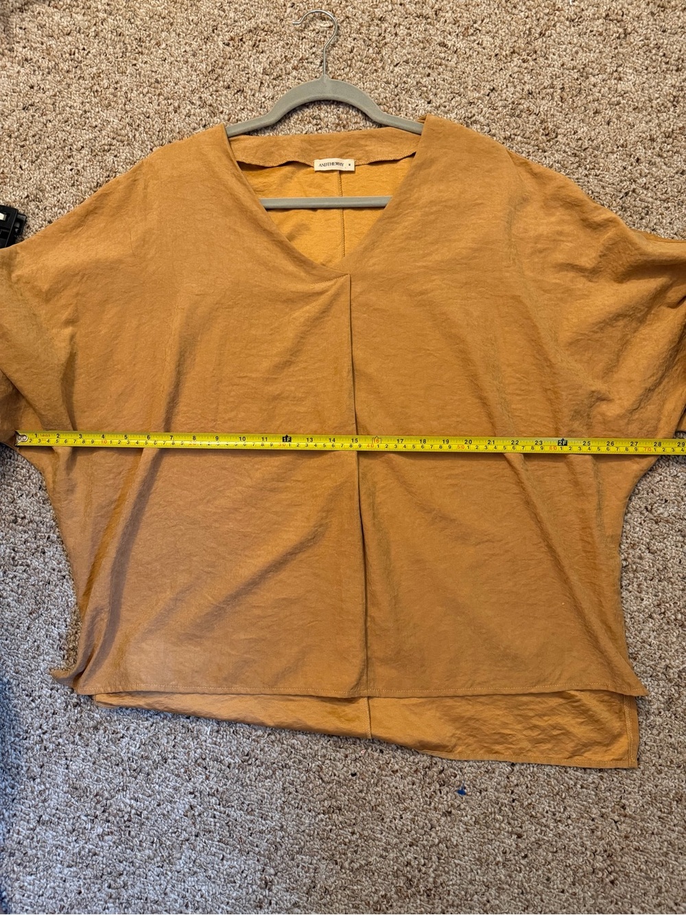 Lightweight Camel V-Neck Tunic‎ - Picture 5 of 6
